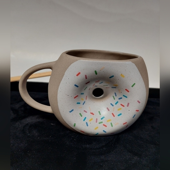 UO Home Novelty Ceramic Donut Mug - Picture 1 of 8